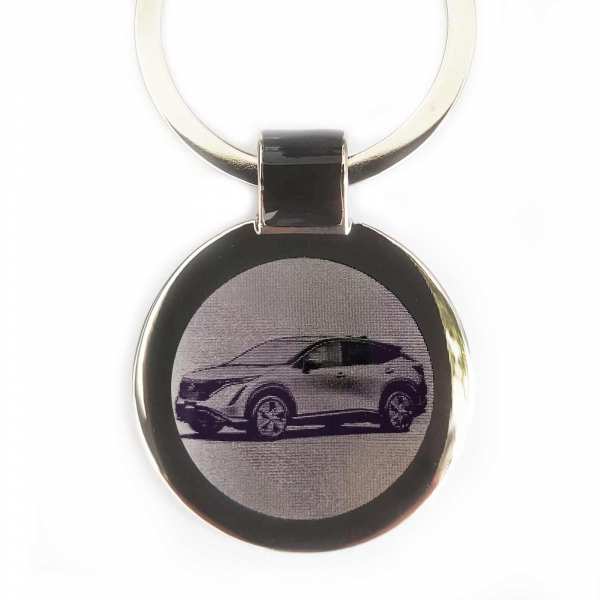 Nissan Ariya Schlüsselanhänger personalisiert mit Gravur