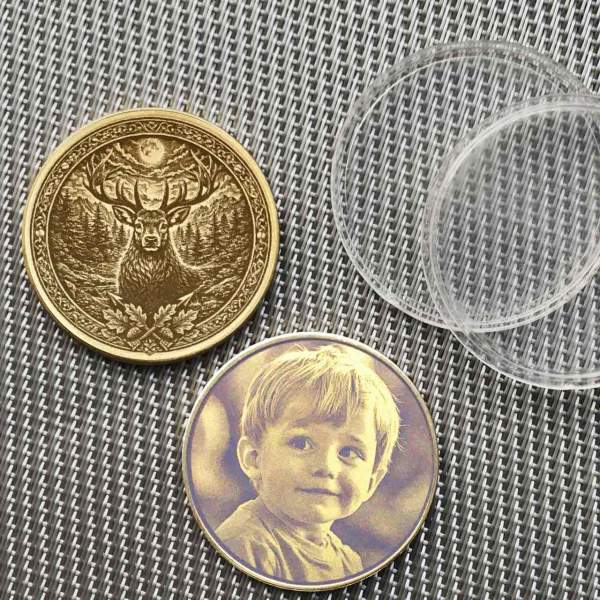 Krafttier Hirsch Münze personalisiert Glücksbringer Talisman