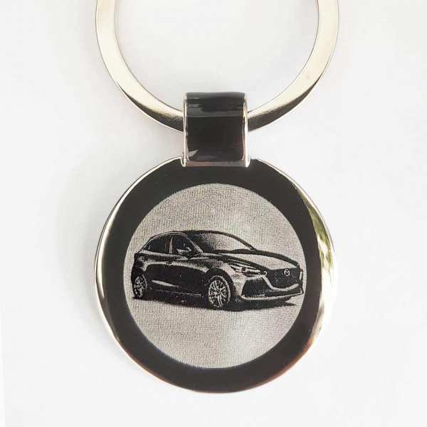 Mazda 2 ab 2020 Gravur Schlüsselanhänger personalisiert - original Fotogravur