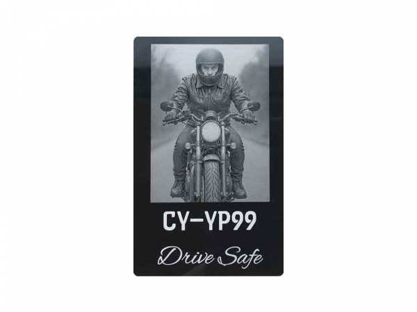 Personalisierte Motorrad Metallkarte mit Gravur und Foto – Schutzkarte oder Erinnerung für Biker