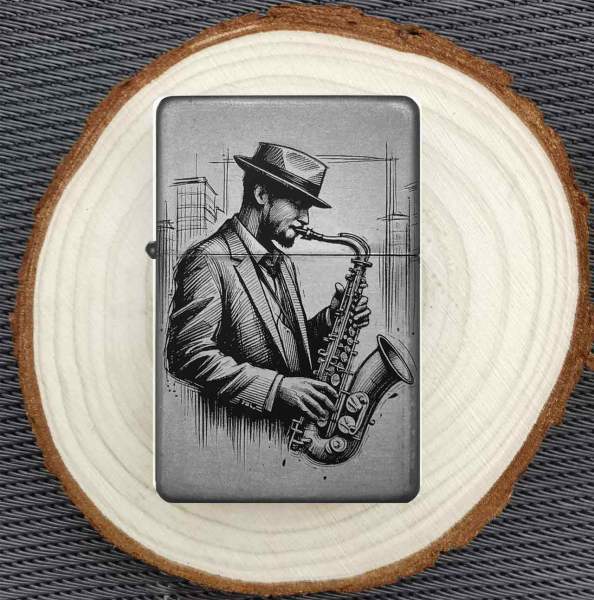 Saxophonist Feuerzeug mit individueller Gravur – Für Jazzliebhaber und Musikfans