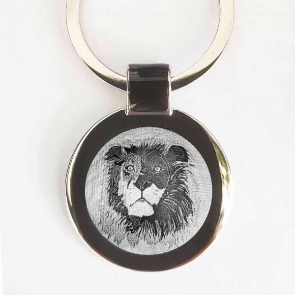 Löwe Löwenkopf Schlüsselanhänger personalisiert mit Gravur