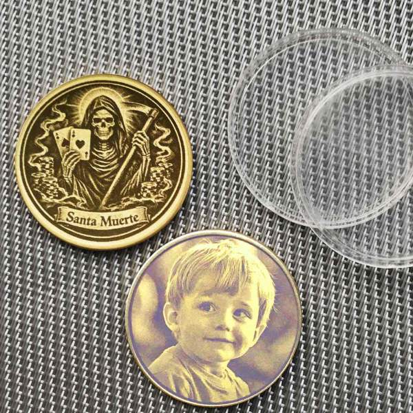 Personalisierte Poker Santa Muerte Motiv Münze mit Gravur