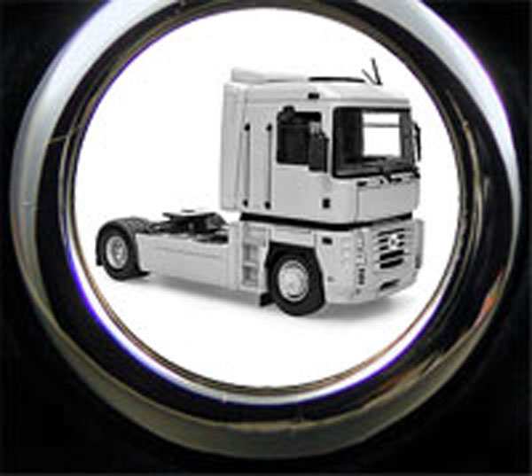 Renault Magnum LKW Schlüsselanhänger personalisiert