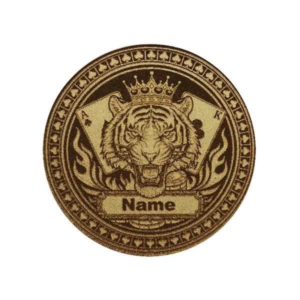 Personalisierter Poker Card Guard Messing mit Name, Tiger König Motiv, Casino Chip Rückseite, Geschenk für Pokerspieler, gravierte Münze, 40mm