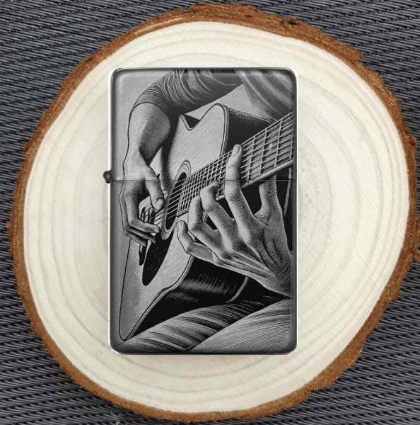 Gitarrist-Feuerzeug mit individueller Gravur – Perfekt für Musikliebhaber und Gitarrenspieler