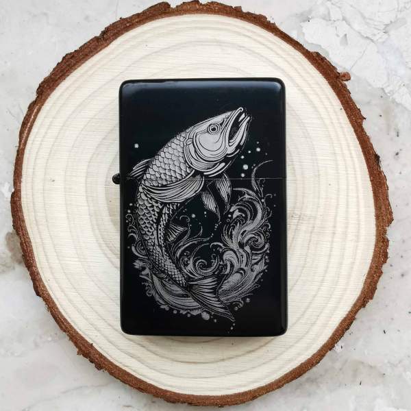 Accendino da pescatore di pesce, opzionale personalizzabile con la propria incisione di testo