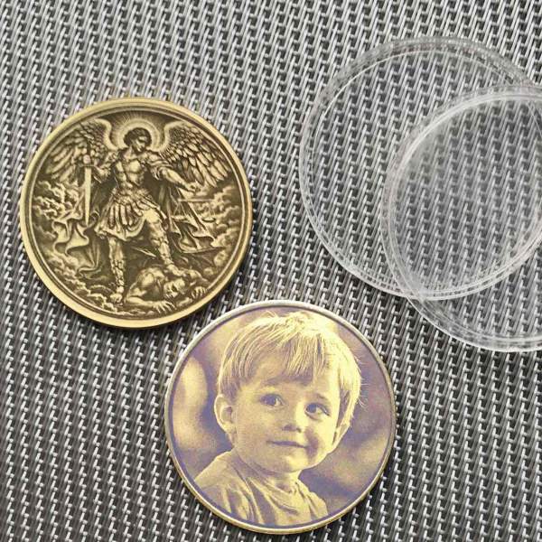 Moneta ochronna sw. Michala  Talizman dla obronców