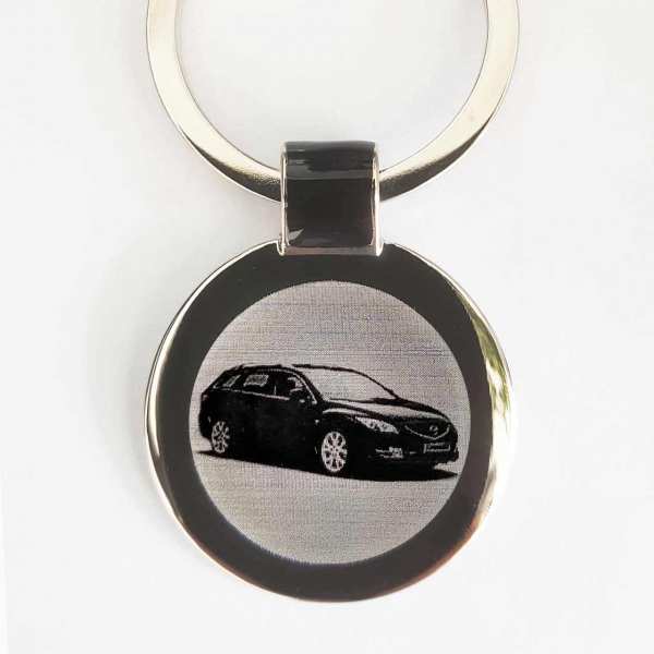 Mazda 6 Kombi Schlüsselanhänger personalisiert mit Gravur
