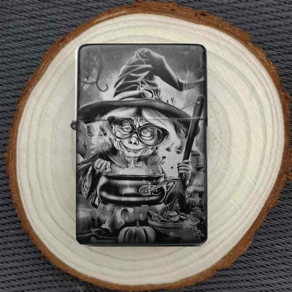 Feuerzeug Hexe Halloween No1 – personalisierbar