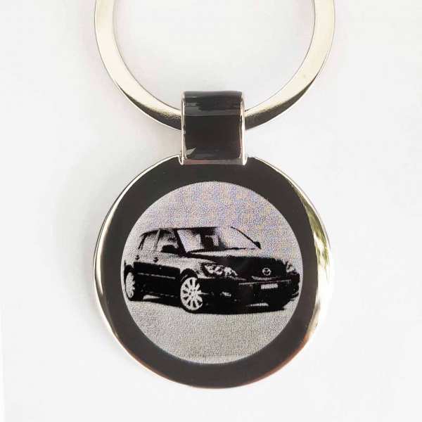 Mazda 3 Auto Schlüsselanhänger personalisiert mit Gravur