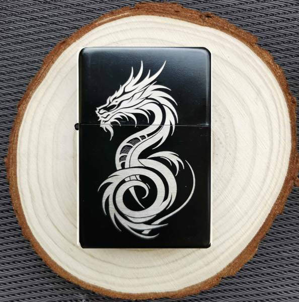 Briquet dragon avec gravure Dragon No2 dragon linéaire stylisé, dragon porte-bonheur