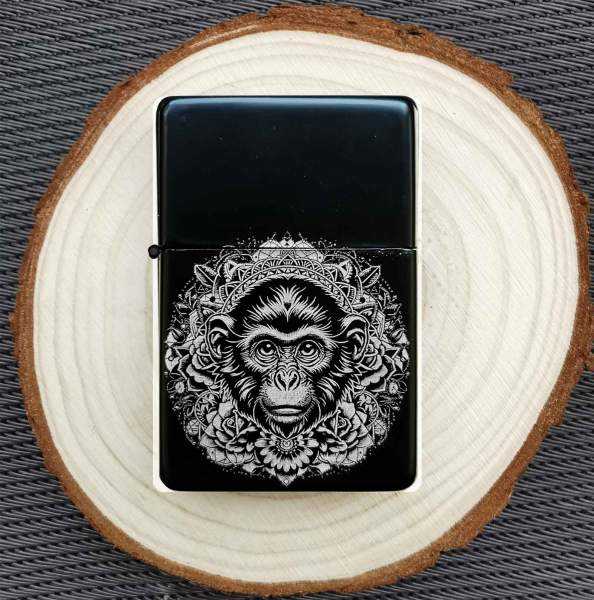 Affe Feuerzeug mit Gravur Tattoo Affenkopf personalisiertes Geschenk