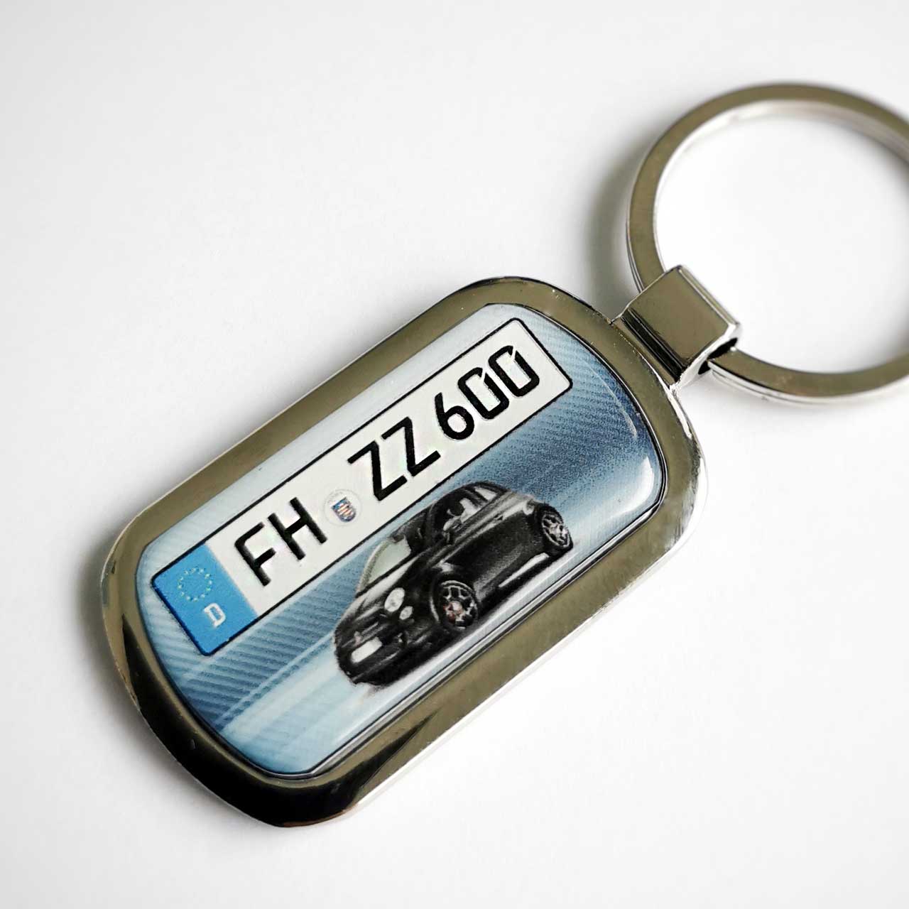 Fiat 500 Kennzeichen Schlüsselanhänger mit Gravur