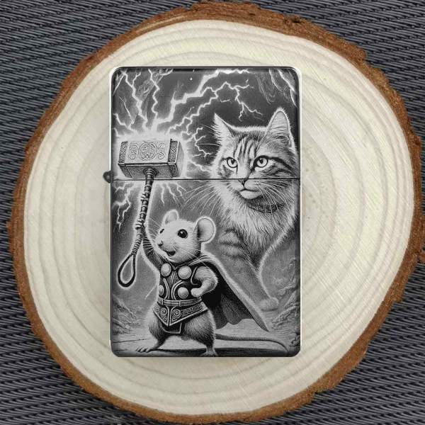 Feuerzeug Katze Maus mit Thorhammer – personalisierbar